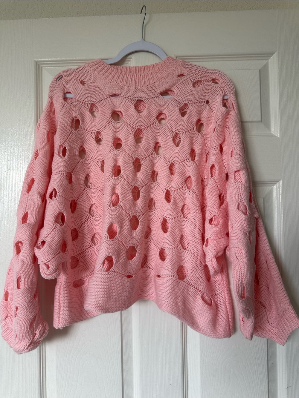 Swirl Design Pullover Batwing Sweater with Cutouts